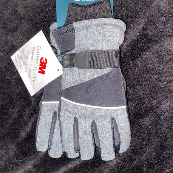 Tek Gear Boys ski gloves 8-20 NWT 3m insulation - Picture 2 of 5